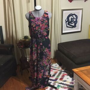 Walter Baker Beautiful Floral Maxi Dress Size Medium